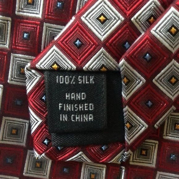 Men’s Jos A Bank Silk Neck Tie - Picture 4 of 4